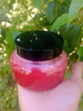 Natural Creamy Sugar Body Scrub In Juicy Strawberry Scent--- 10.5 Oz